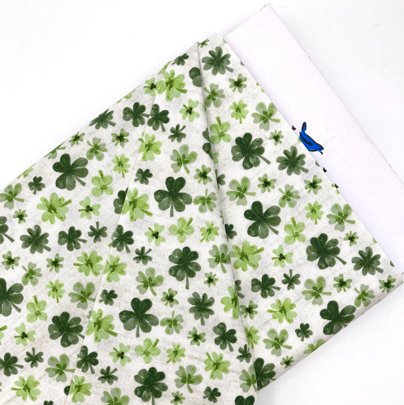 Clover White | Monthly Placemats | Quilting Cotton