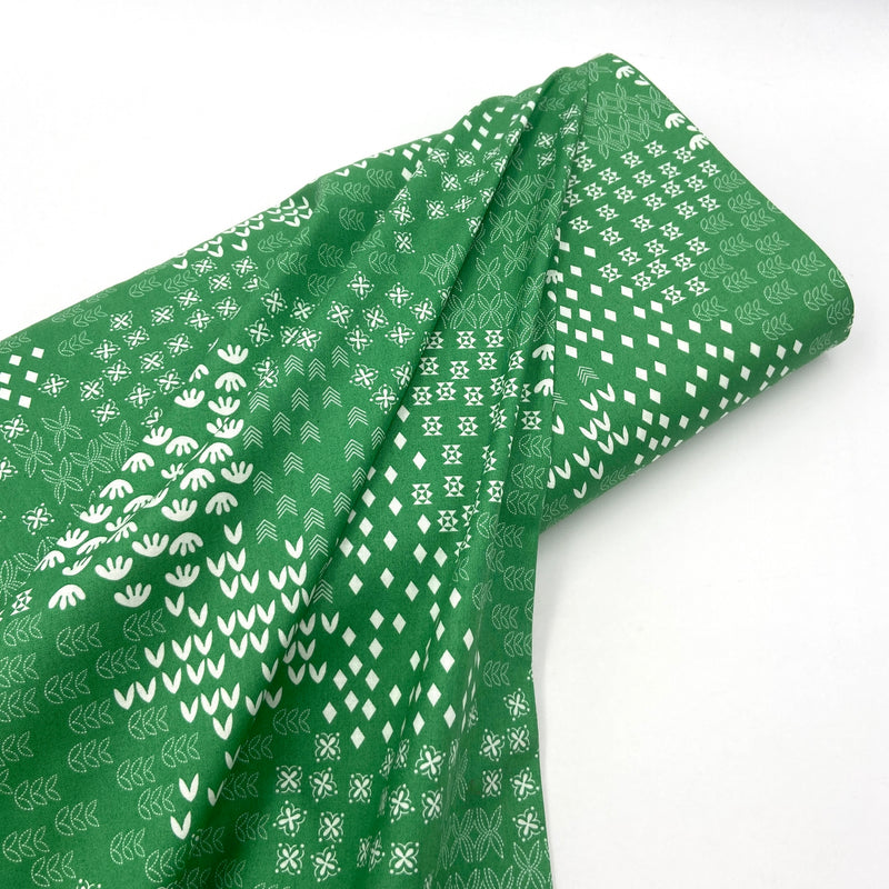 Meadow Green | Hampton Court | Quilting Cotton