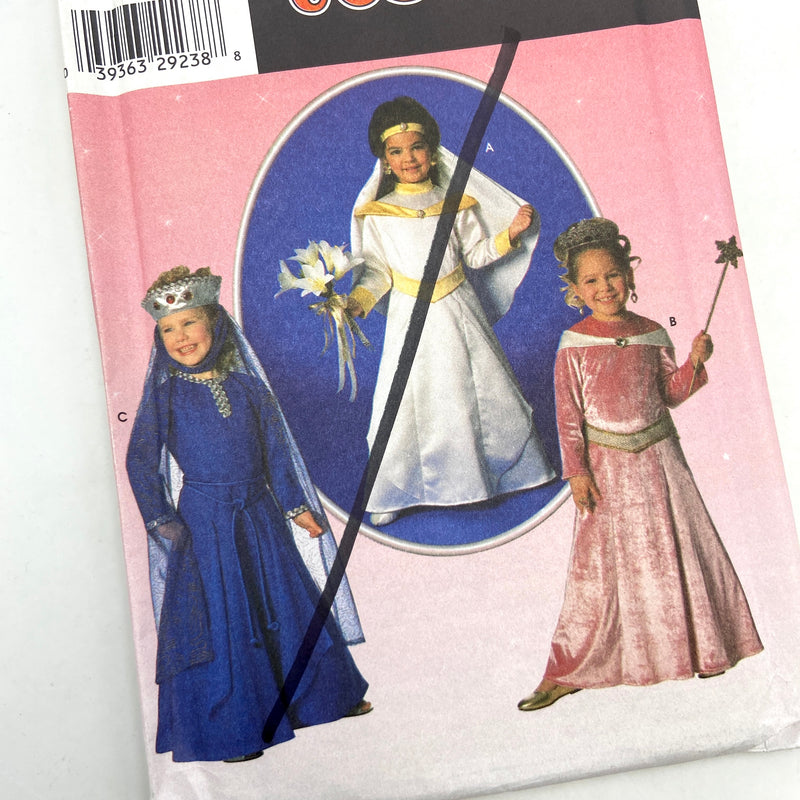 Simplicity 7795 | Kids' Princess Costumes | Size 3-8