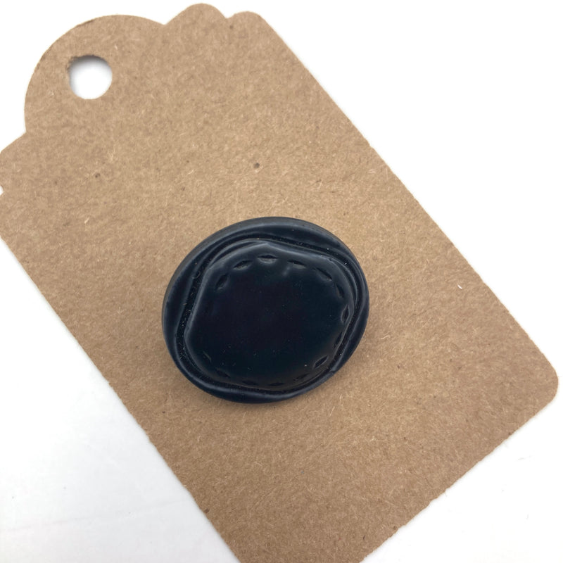 3/4" - 1" Black Licorice Buttons