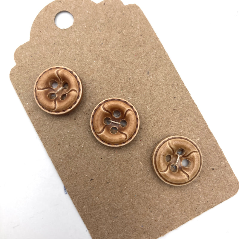 1/2" Pretzel Buttons