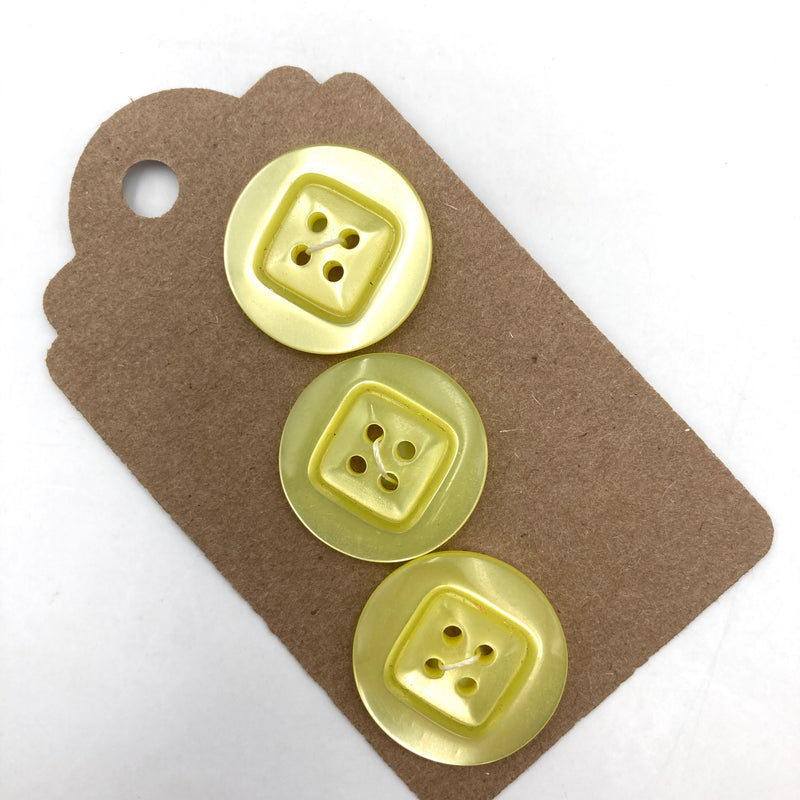 3/4" - 7/8" - 1 1/8" Banana Buttons | Choose your size