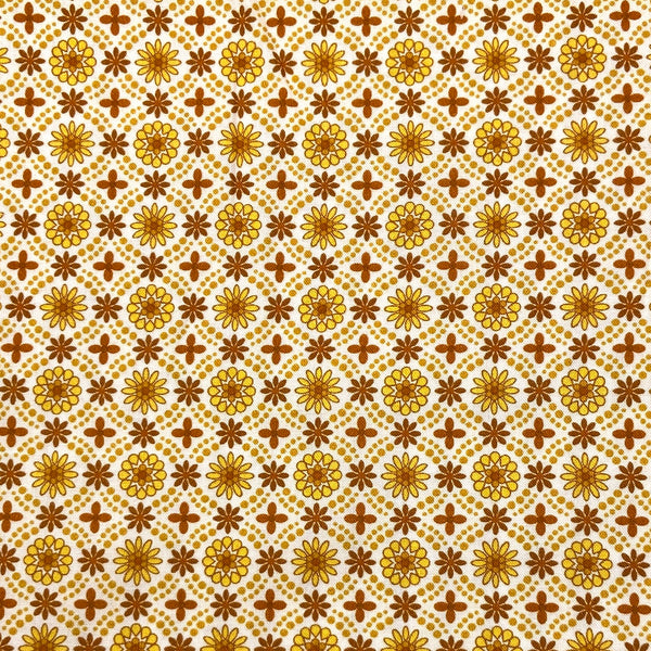 Wallpaper Medallion Gold | Spring Hill Farm | Quilting Cotton