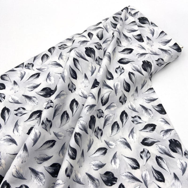 Float Midnight Petals Lt. Gray | Midnight Paradise | Quilting Cotton